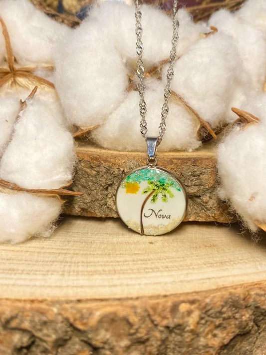 Collier Nova